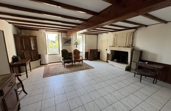 Maison en pierre de 4 pièces principales — photo 2