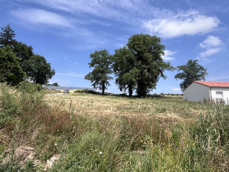 Terrain à bâtir de 0 pièces principales — photo 1