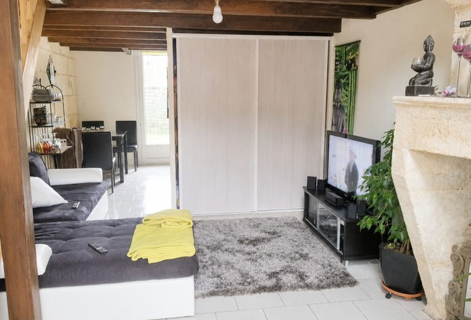 Vente immeuble  115 m² Angoulême (16000) — photo 1