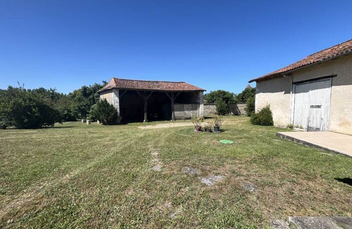 Maison en pierre de 10 pièces principales — photo 3