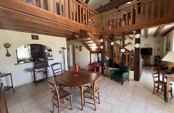 Maison en pierre de 10 pièces principales — photo 4