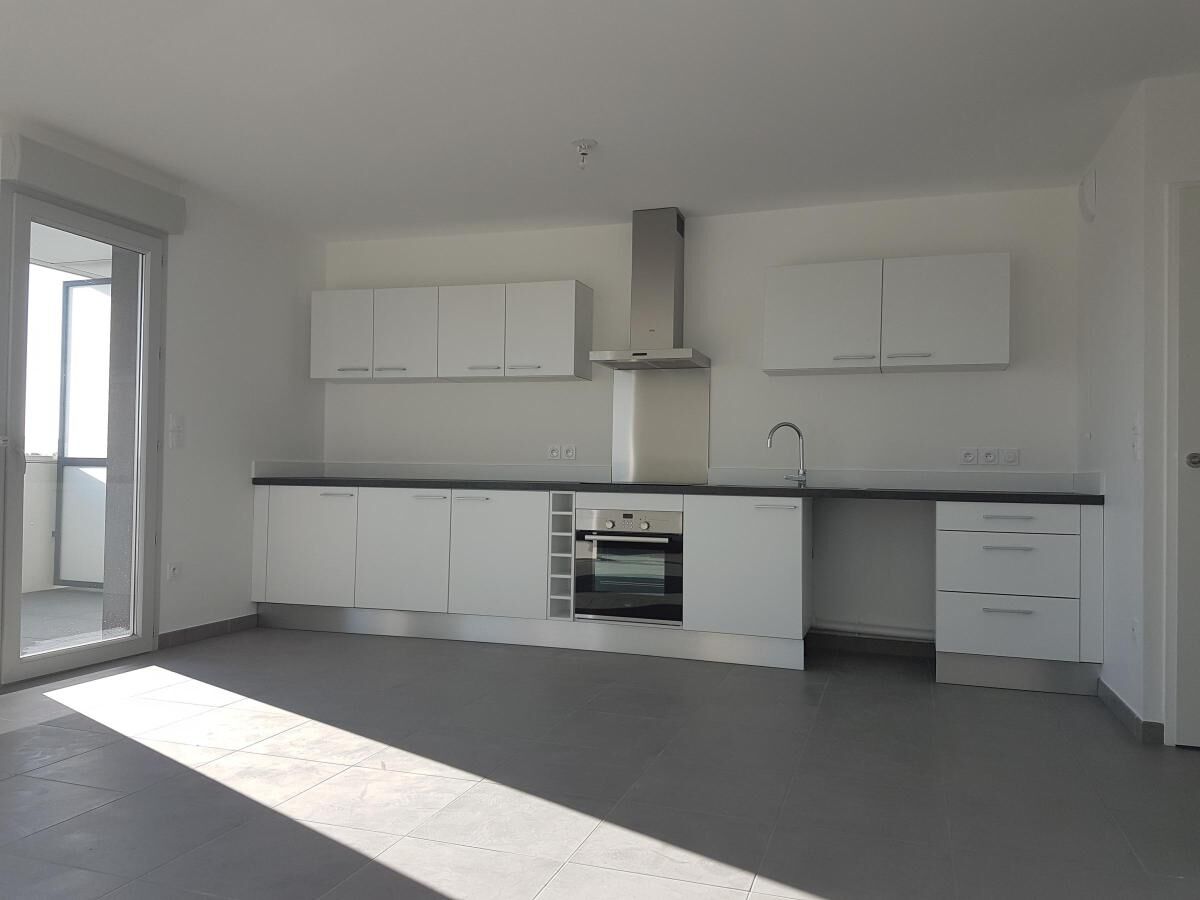 Appartement  à louer Bezannes 51430