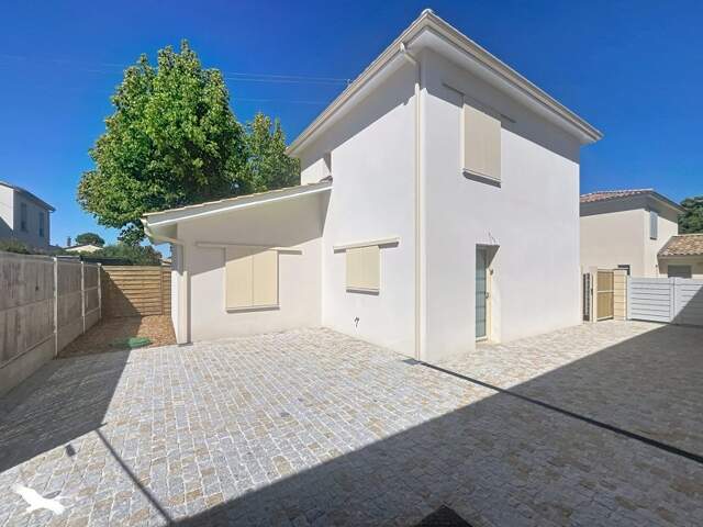 Pavillon de 4 pièces principales — photo du bien