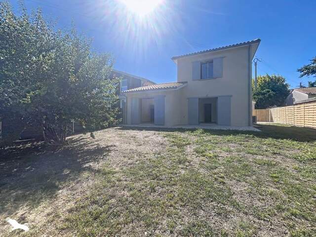 Contemporaine de 4 pièces principales — photo du bien