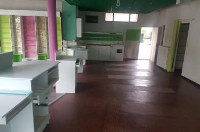 Commerce  115000 €