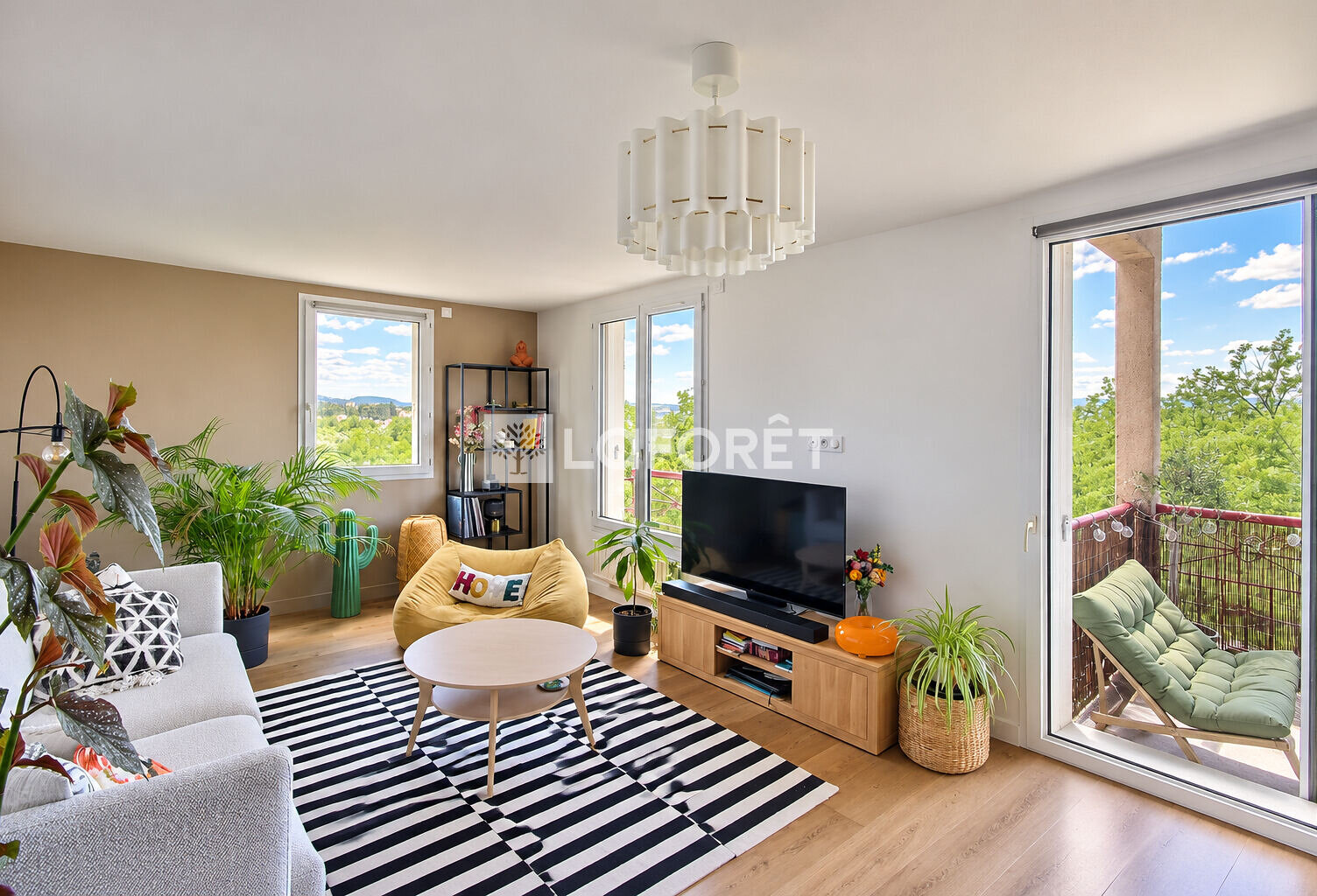 Appartement Andrézieux-Bouthéon 4 pièces 3 chambres 87 m2 - Vue - Terrasse - Garage — photo 1