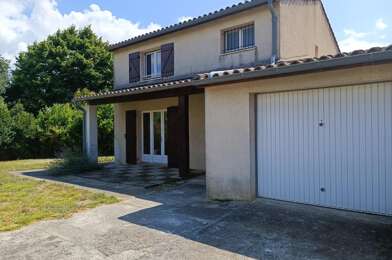 Maison 5 pièces 820 €