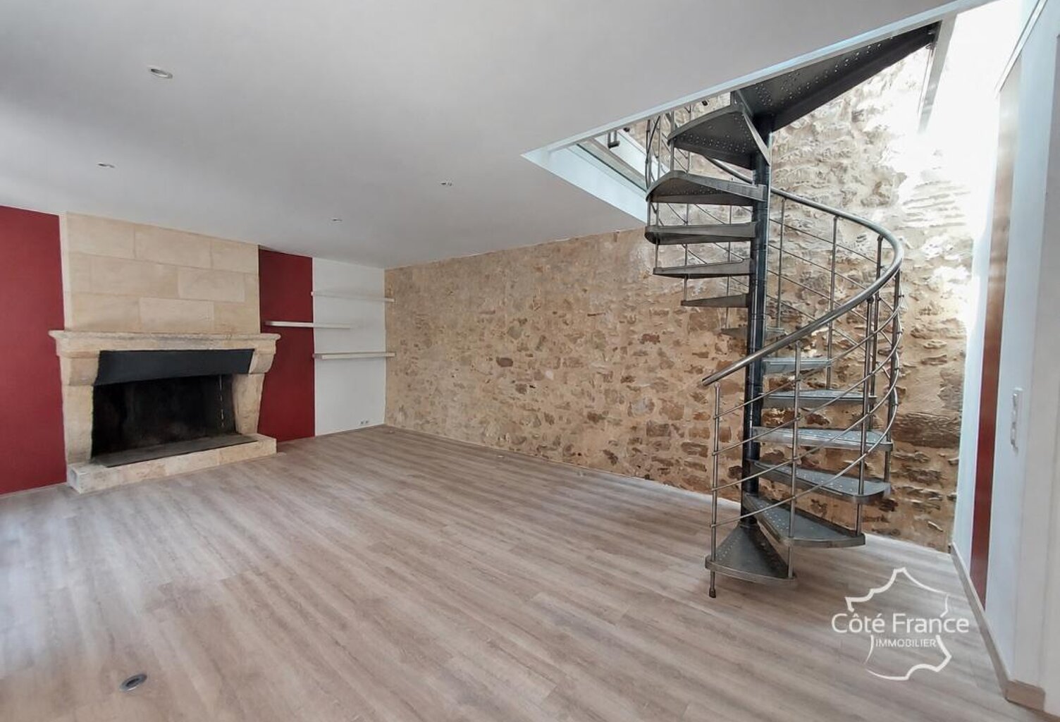 Maison de ville en pierres   Charme, cachet et cour privée — photo 1