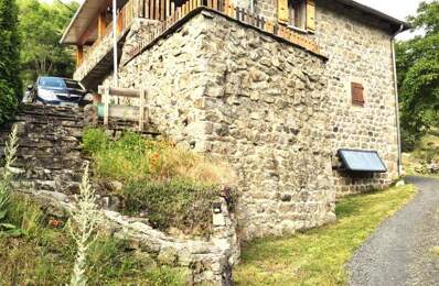 Maison de caractère de 65 m2 avec grande terrasse, nombreuse — photo du bien