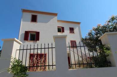 Maison  1697 €