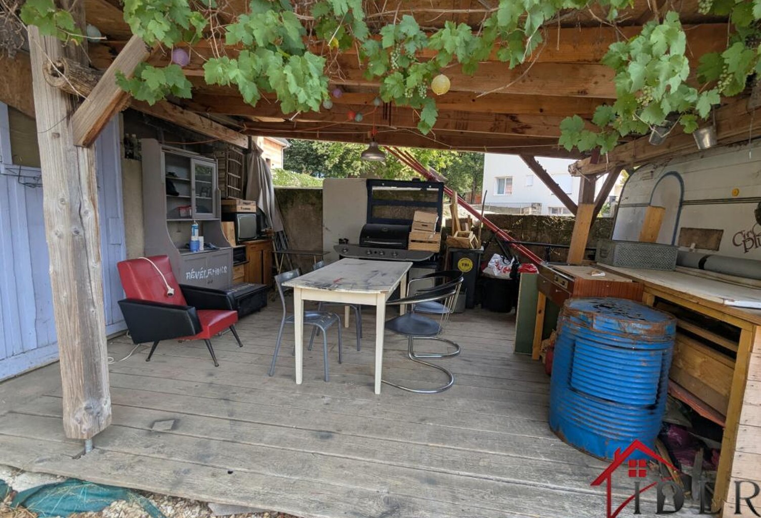 Maison familiale avec terrain — photo 1