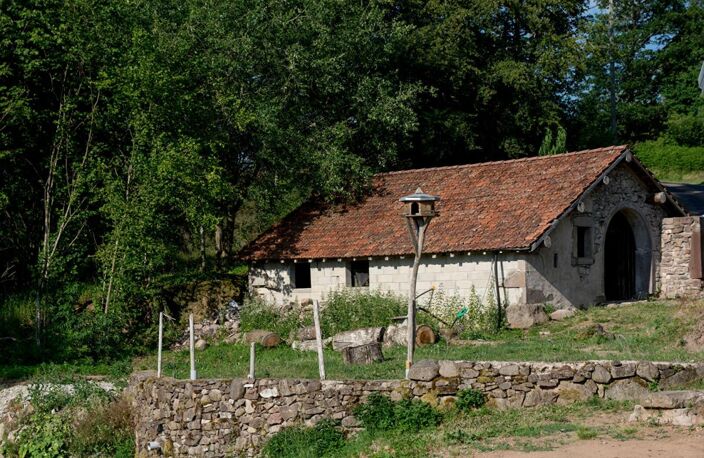 Maison à rénover avec vue dégagée sur la nature — photo 4