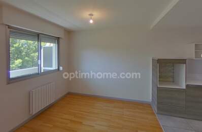 VILLEURBANNE La Doua – à vendre T4, 3 chambres, traversant rénové de 90 m² avec balcon, cave — photo du bien