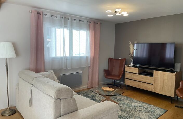 Maison récente 70 m² — Le Mont-Dore (Massif du Sancy) — 2 chambres — terrasse (22  m²)— grand garage (44 m²) — photo 4