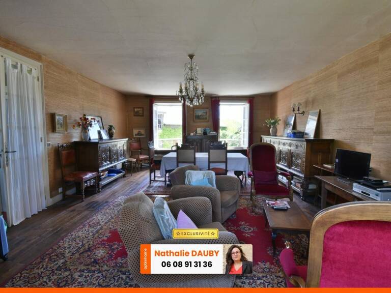 Maison familiale, 5 chambres, au coeur de Prissac (36) — photo 1