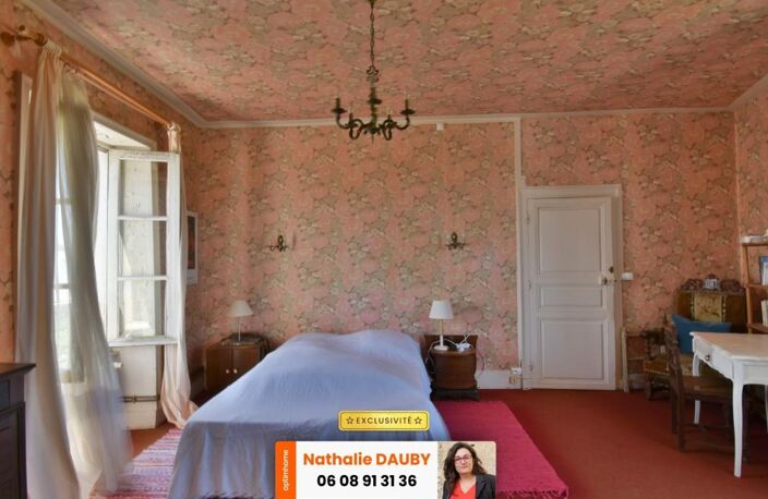 Maison familiale, 5 chambres, au coeur de Prissac (36) — photo 2