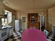 Maison familiale, 5 chambres, au coeur de Prissac (36) — photo 4