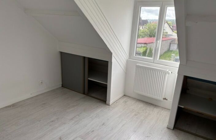 Maison familiale indépendante à vendre 8 pièces PONT SAINTE MAXENCE (60) — photo 5