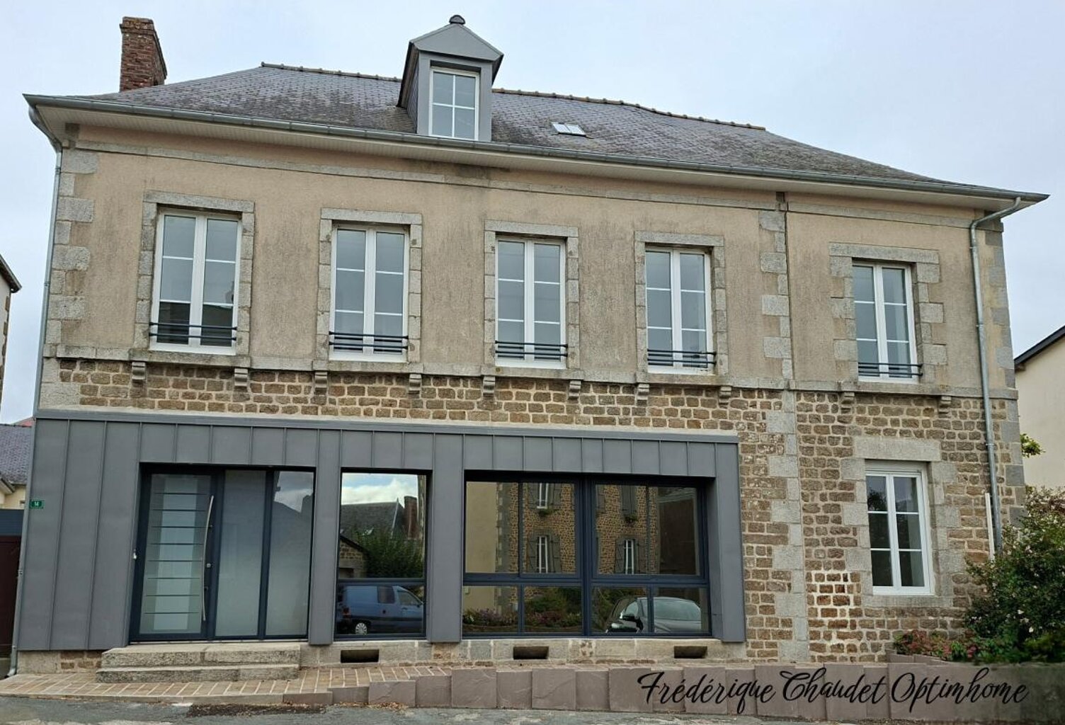 Maison de caractère LE HORPS (53) — photo 1
