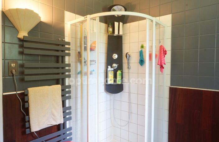 Maison à vendre 6 pièces climatisées, piscine  + local professionnel de 120m² — photo 2