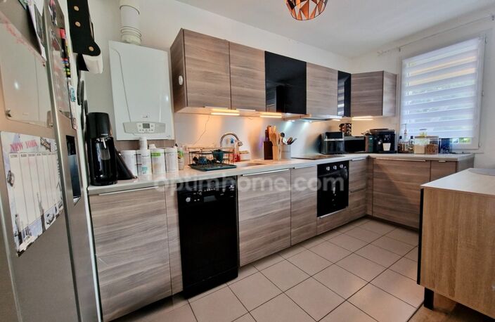 Appartement 2 pièces avec balcon et parking sous sol — photo 4
