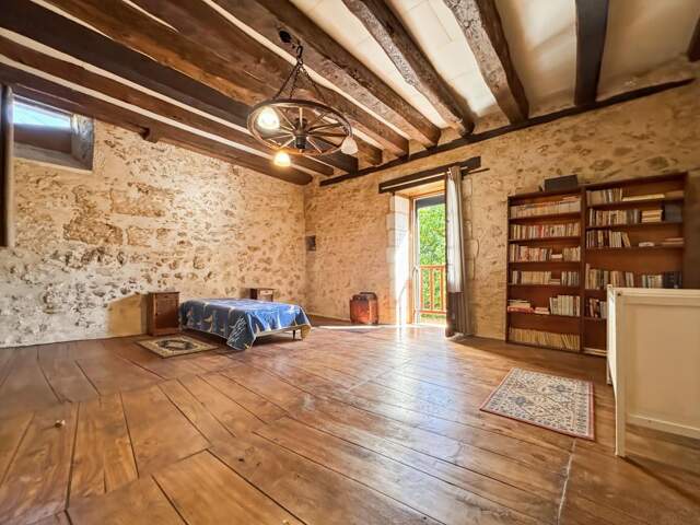 Belle propriété ancienne avec potentiel touristique en Dordogne — photo du bien