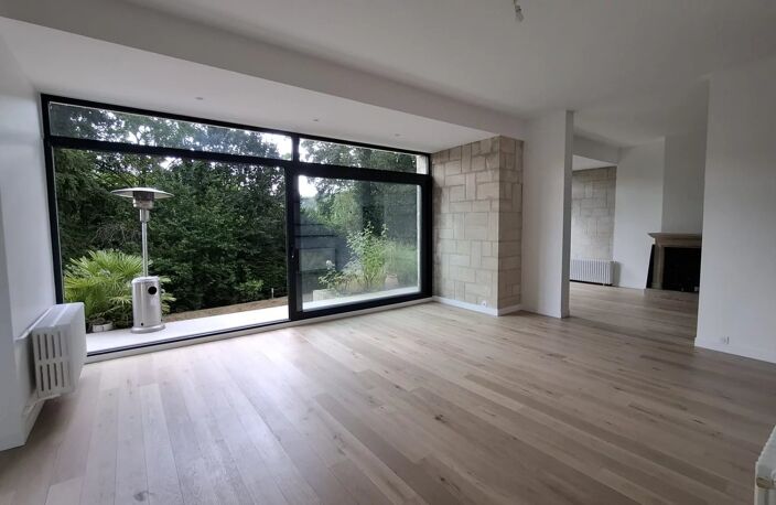 VILLA GARE BOUGIVAL 7 CHAMBRES 262 m2 + 2 TERRASSES + PARKINGS — photo 2