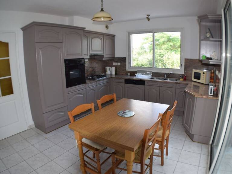 Maison de 115m2 à louer sur Villevêque — photo 1