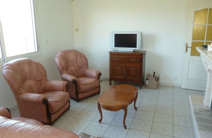 Maison de 115m2 à louer sur Villevêque — photo 3
