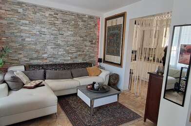 Maison 5 pièces 3390 €