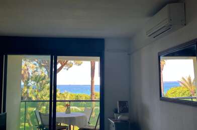 Appartement 2 pièces 864 €
