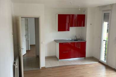 Appartement 2 pièces 910 €
