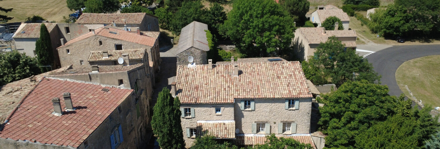 Maison 5 Pièces 143 m² à vendre à Saint-Trinit (84390)