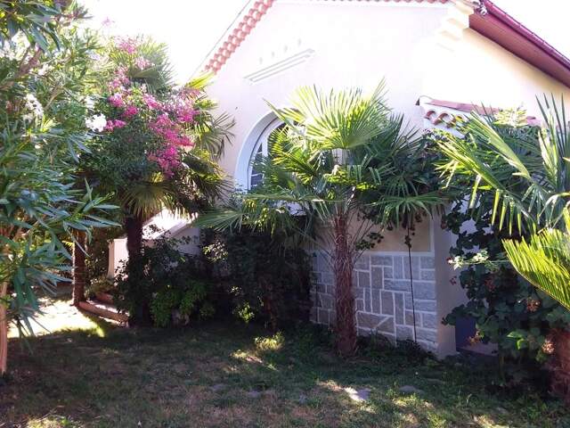 Maison à vendre 7 pièces SEMEAC (65) avec garage, cave, combles, terrain arboré? — photo du bien