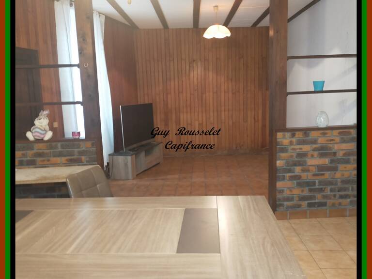 Maison à vendre de campagne-Garage-Dépendance   (4 pièces CRY SUR ARMANCON) — photo 1
