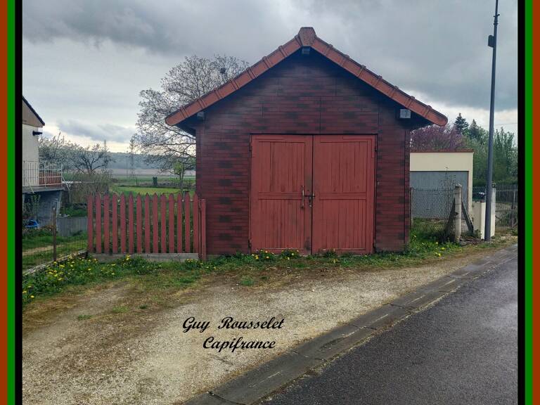 A vendre Garage et Lieux de stockage "89390 CRY SUR ARMANCON" — photo 1