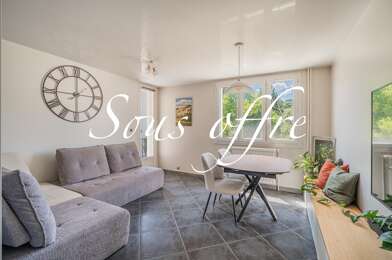 Appartement 3 pièces 136000 €