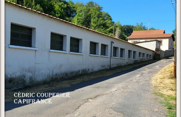 Maison à vendre 13 pièces LA MONNERIE LE MONTEL (63) — photo 4