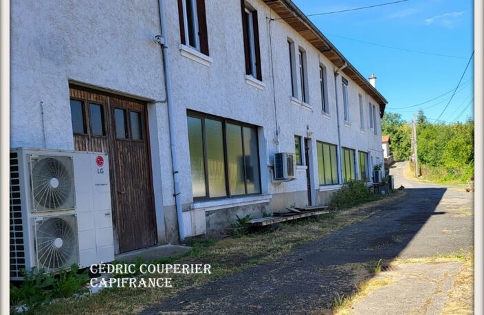 Maison à vendre 13 pièces LA MONNERIE LE MONTEL (63) — photo 5