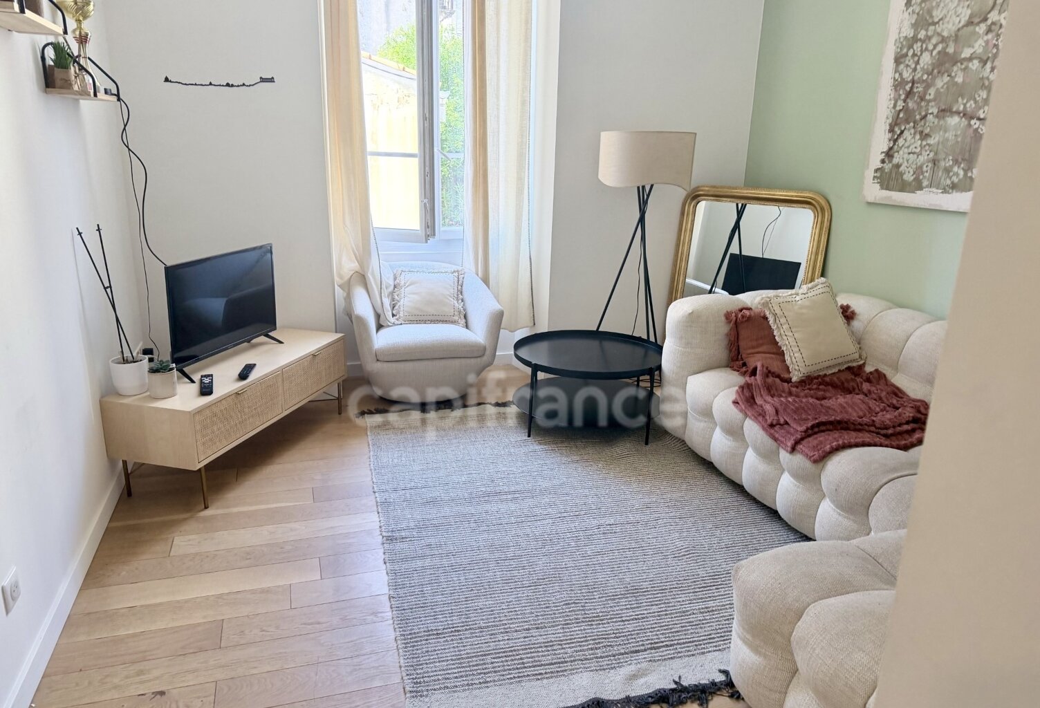 AJACCIO (20), Charmant appartement T2, début du cours Napoléon, proche Port, gare, commerces, bus — photo 1
