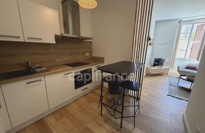 AJACCIO (20), Charmant appartement T2, début du cours Napoléon, proche Port, gare, commerces, bus — photo 5