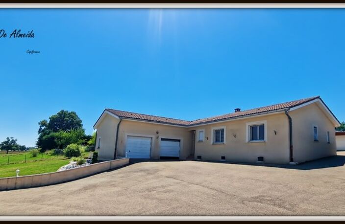 Maison à vendre, Plain pied 106 m², 5 pièces ARBIGNY (01)PONT DE VAUX,4 chambres,terrain clos 2000m² — photo 2