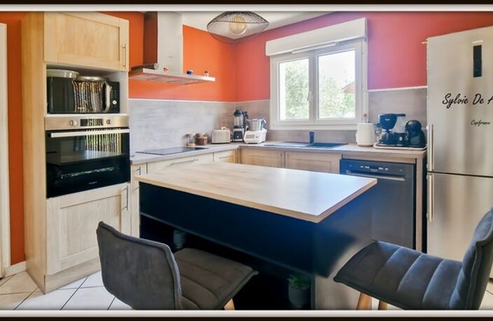 Maison à vendre, Plain pied 106 m², 5 pièces ARBIGNY (01)PONT DE VAUX,4 chambres,terrain clos 2000m² — photo 5