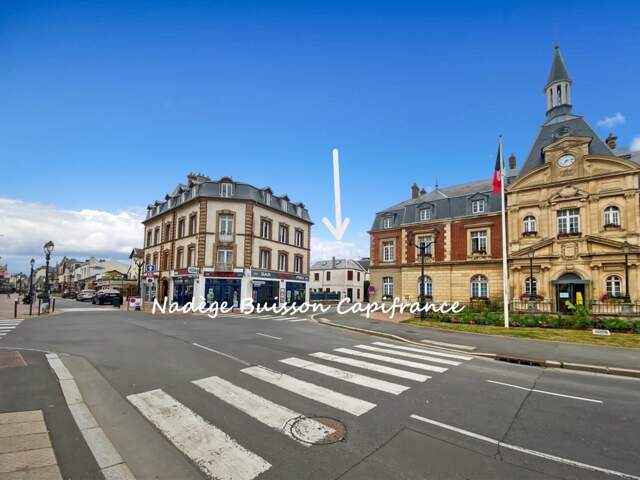 Cabourg Hyper-centre - Authentique maison de ville de 3 pièces - 60 m² habitables (80 m² au sol) - À 300 m de la plage - Sans copropriété — photo du bien
