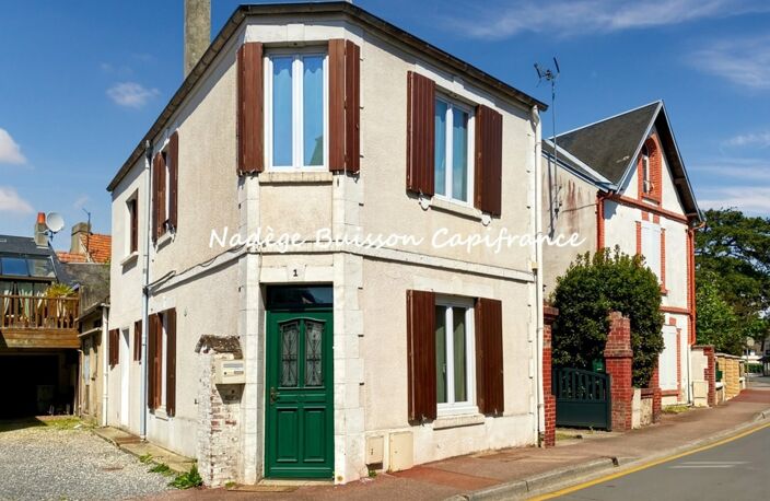 Cabourg Hyper-centre - Authentique maison de ville de 3 pièces - 60 m² habitables (80 m² au sol) - À 300 m de la plage - Sans copropriété — photo 2