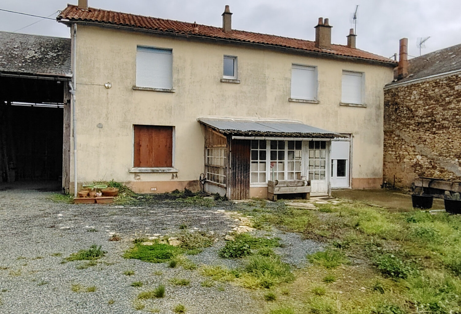 Maison à vendre 6 pièces SAINT JOUIN DE MARNES (79) — photo 1