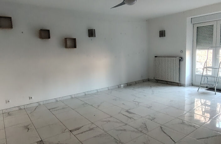 Maison à vendre 6 pièces SAINT JOUIN DE MARNES (79) — photo 2