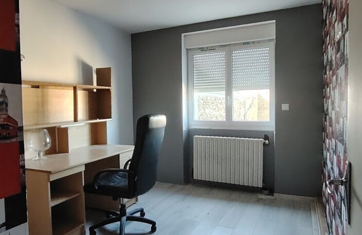 Maison à vendre 6 pièces SAINT JOUIN DE MARNES (79) — photo 5
