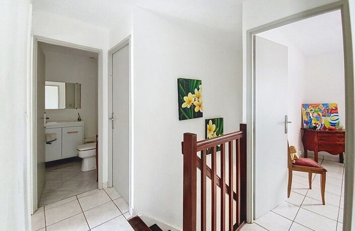 *** VILLA * 4 CHAMBRES * TERRAIN * PISCINE *** — photo 5