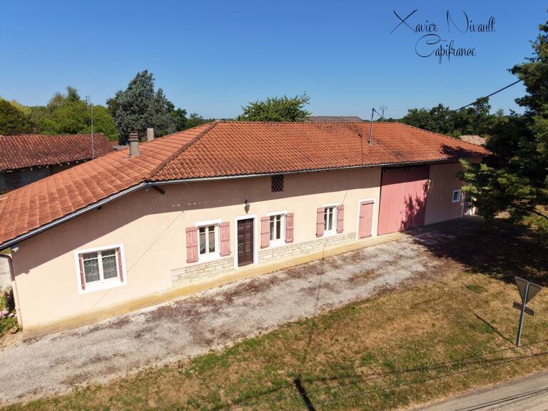 Maison à vendre 4 pièces proche de MONTREVEL EN BRESSE (01) — photo 1
